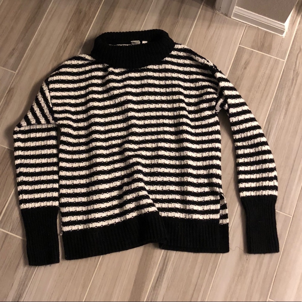 Gap Turtleneck